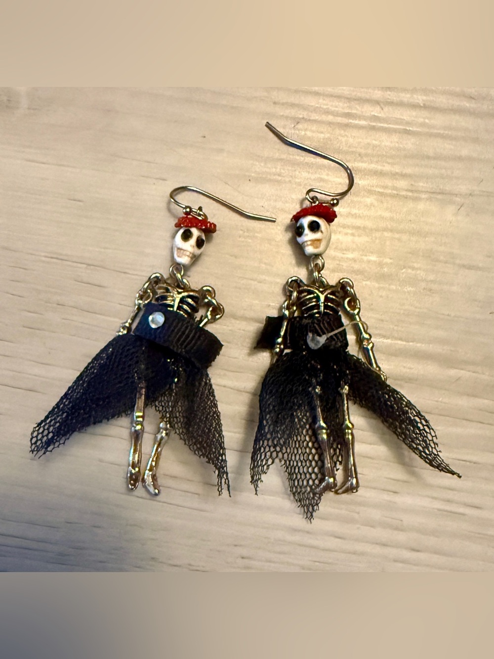 Skeleton bone Skull Halloween Dangle Drop Earrings Gold Tone Punk Gothic Spooky